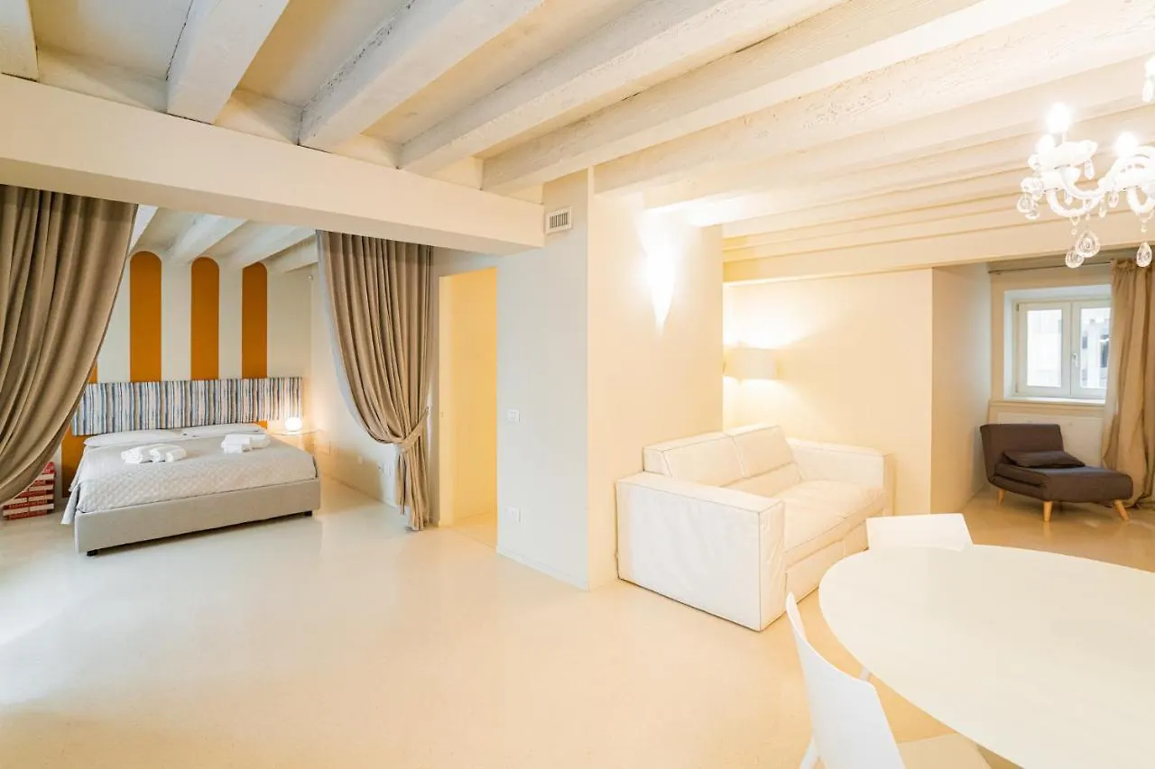 Relais La Torre Guest House Verona