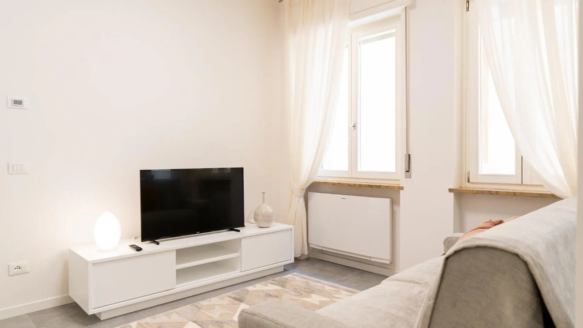 ***  Relais La Torre Guest House Verona Italy