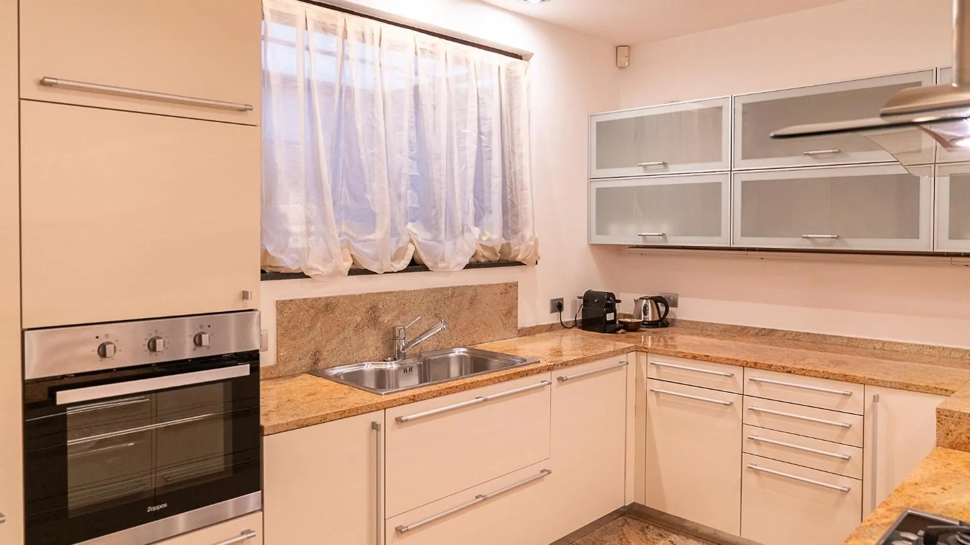 Pensionat Relais La Torre Hotell Verona