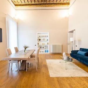 https://moncada-suites-apartments.palermohotels.org