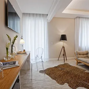 Alojamento de Acomodação e Pequeno-almoço Season